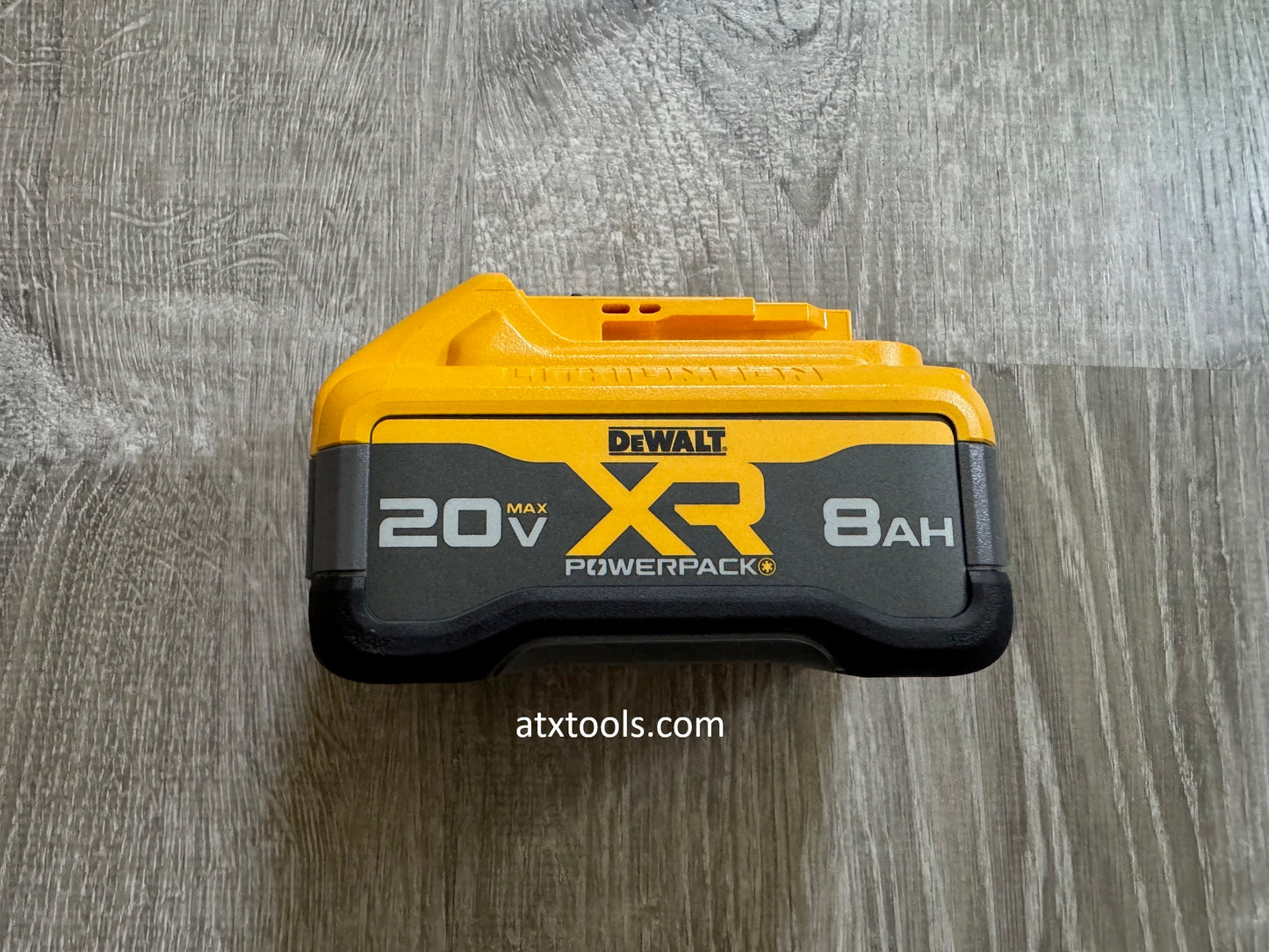 Brand New Dewalt 20v 8.0 AH XR POWERSTACK/POWERPACK Battery (DCB2108)