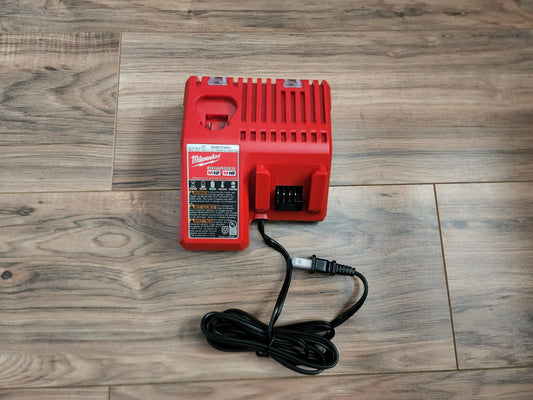 New Milwaukee M12 / M18 Battery Charger (12v or 18v Volt)