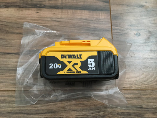 Brand New Dewalt 20v Volt Battery 5 AH (DCB205)