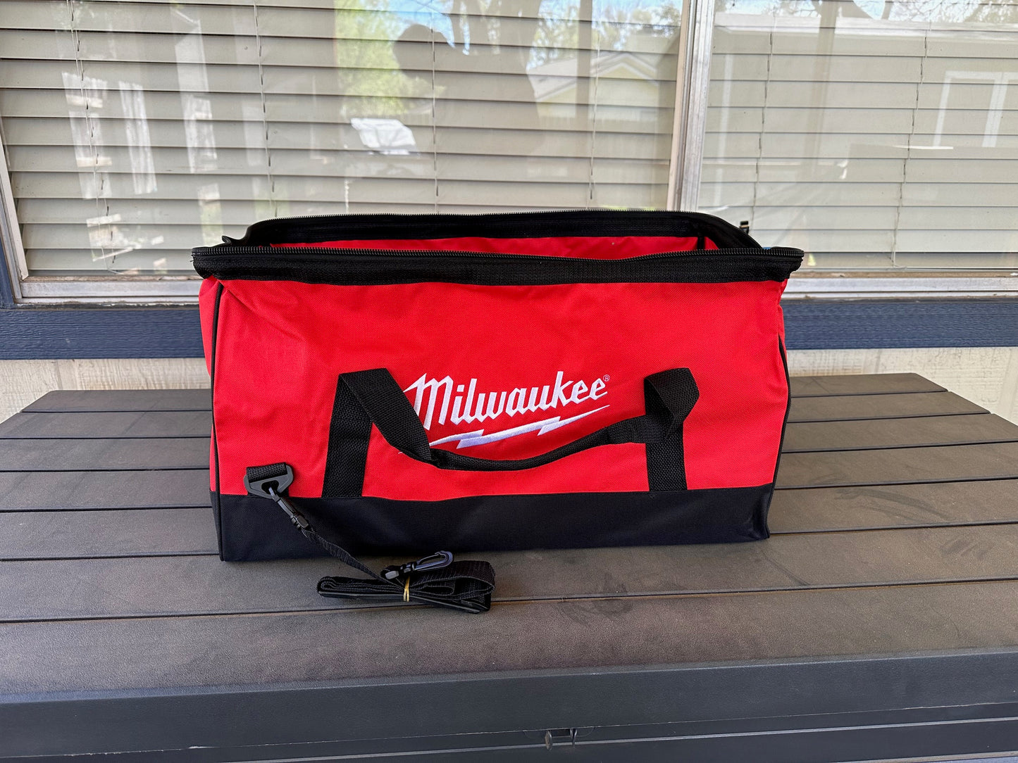 NEW Milwaukee Extra Large Contractor Tool Bag - 22" x 12" x 10"