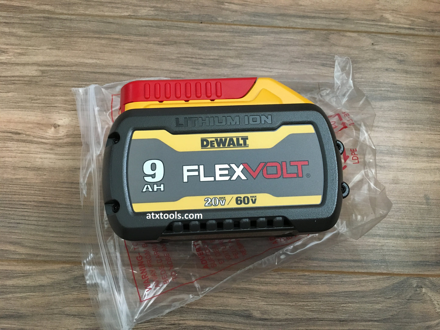 NEW DeWalt DCB609 20V / 60V MAX FLEXVOLT 9 Ah Li-Ion Battery