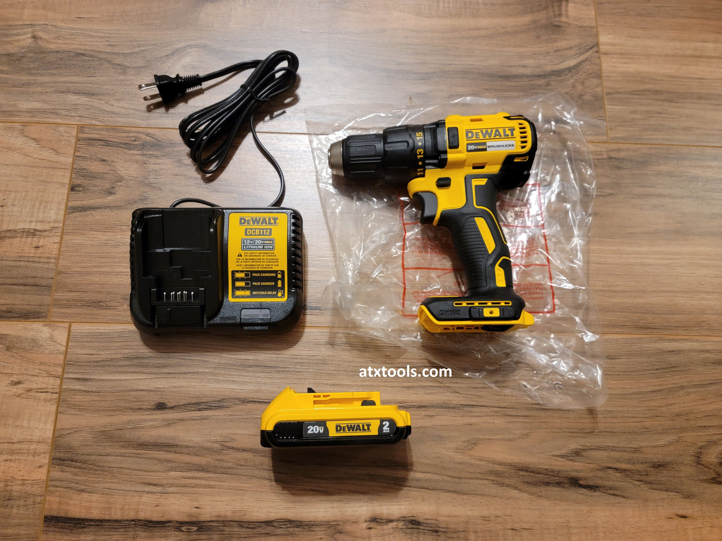 New Dewalt 20v Volt Brushless Drill Kit (Includes charger and battery)