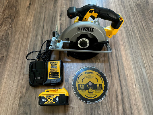 NEW Dewalt 20v 6-1/2" Circular Saw Kit (Includes 4 AH Battery and Charger)