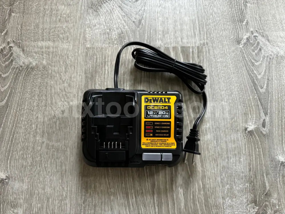 NEW Dewalt 12v/20v/60v Battery Charger (DCB1104)