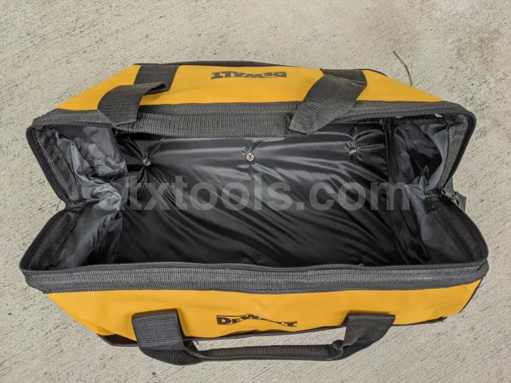 New Dewalt Large Contractor Tool Bags (19’’x12’’x11’’)