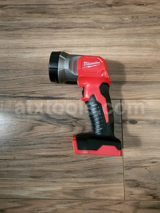 NEW Milwaukee M18 Cordless Flashlight Work Light (Tool Only - 2735-20)