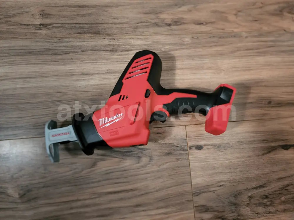 New Milwaukee M18 Hackzall (Reciprocating Saw Sawzall 18 Volt 2625-20)